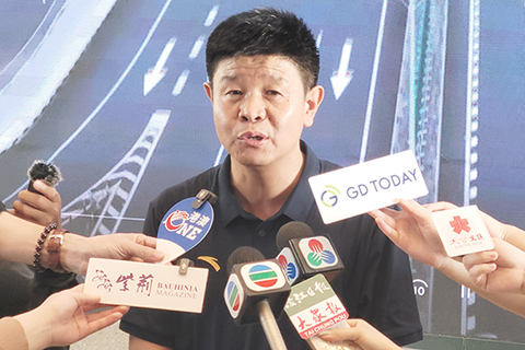 ◎ 十五運會珠海賽區執委會辦公室副主任袁熊接受訪問。
