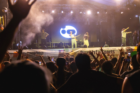 ◎ 韓國前衛樂團在澳門演出。