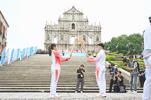 ◎ 火炬傳遞至終點大三巴。