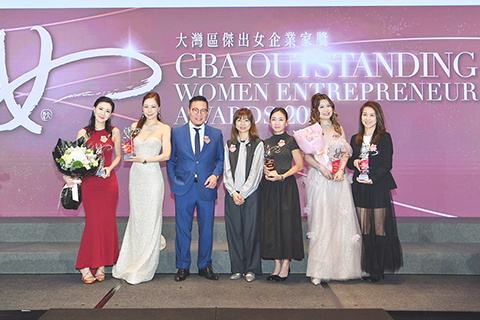 ◎ 得獎者與頒獎嘉賓合照。