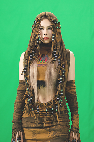 ◎ 李幸倪推出全新跳唱作品迎接二0二六。