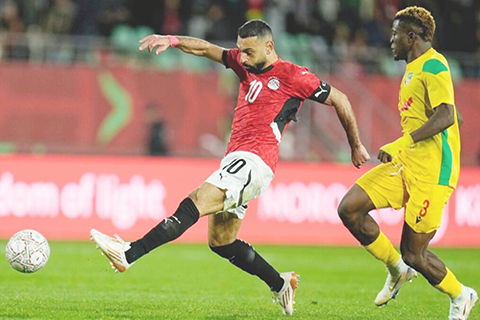 ◎ 埃及射手沙拿(十號)昨役入波。(美聯社)