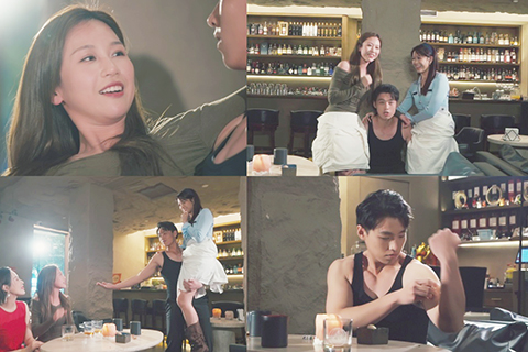 ◎ 姐姐們尋歡作樂。