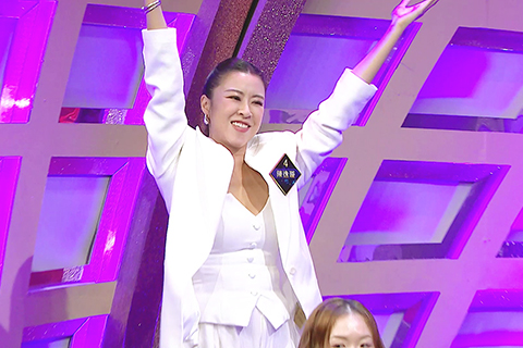 ◎ 前歌手陳逸璇外形亮麗。