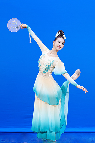 ◎ 麥子琪古典舞「醉清波」。