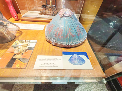 十九世紀消防員戴的竹帽