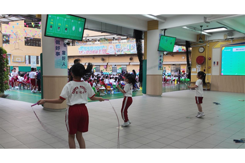 ◎ 本澳聖德蘭學校日前舉行康體競技日。