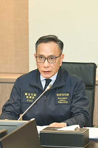 ◎ 陳子勁司長作出指示。