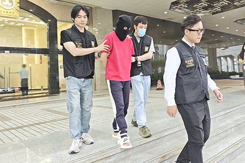 ◎ 內地疑人涉非法直播賭局被拘。