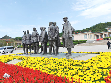 八路軍銅像